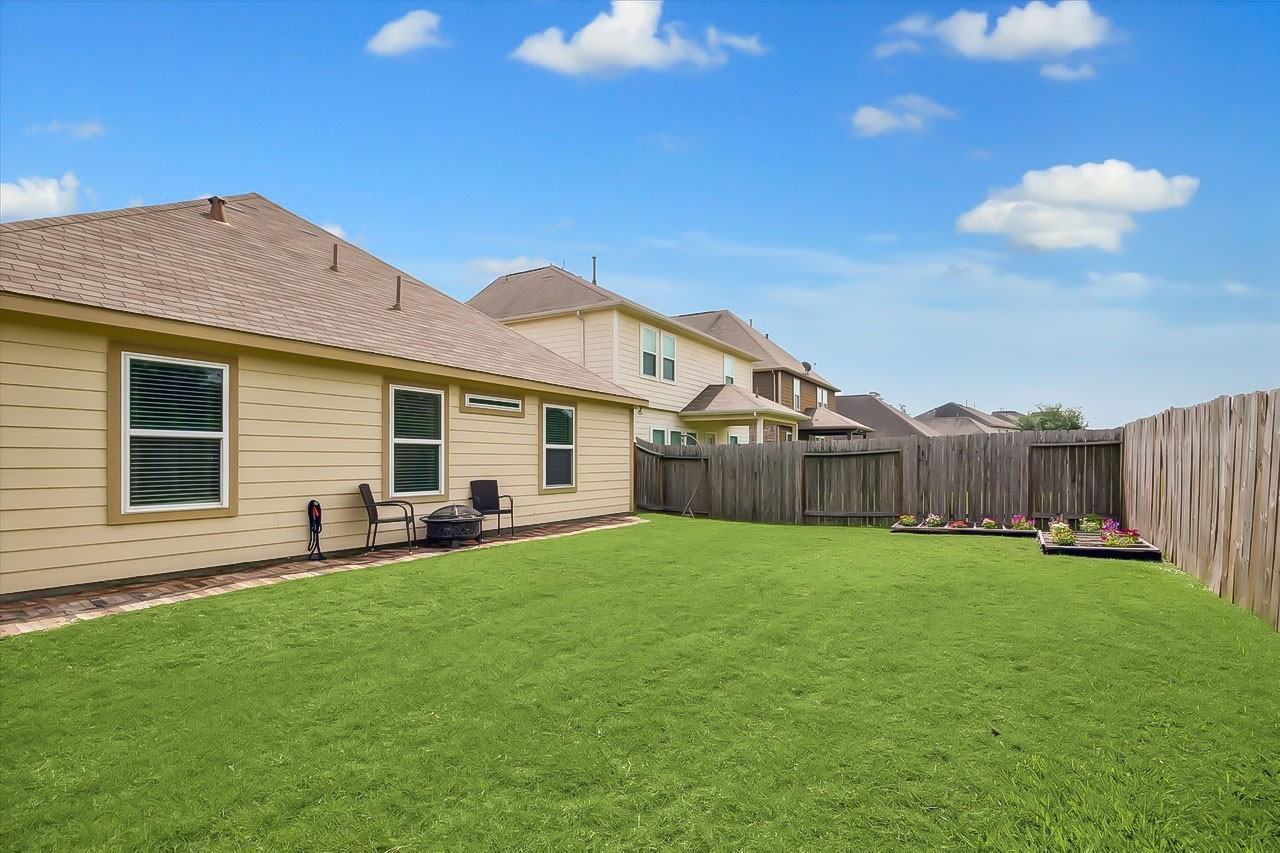 2615 Magnolia Fair Way - Photo 3 of 15