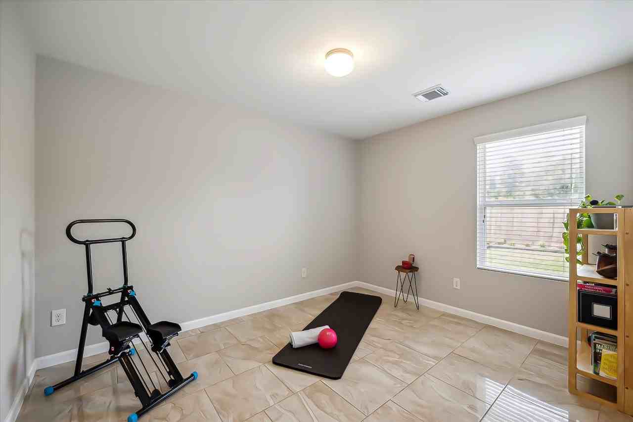 2615 Magnolia Fair Way - Photo 4 of 15