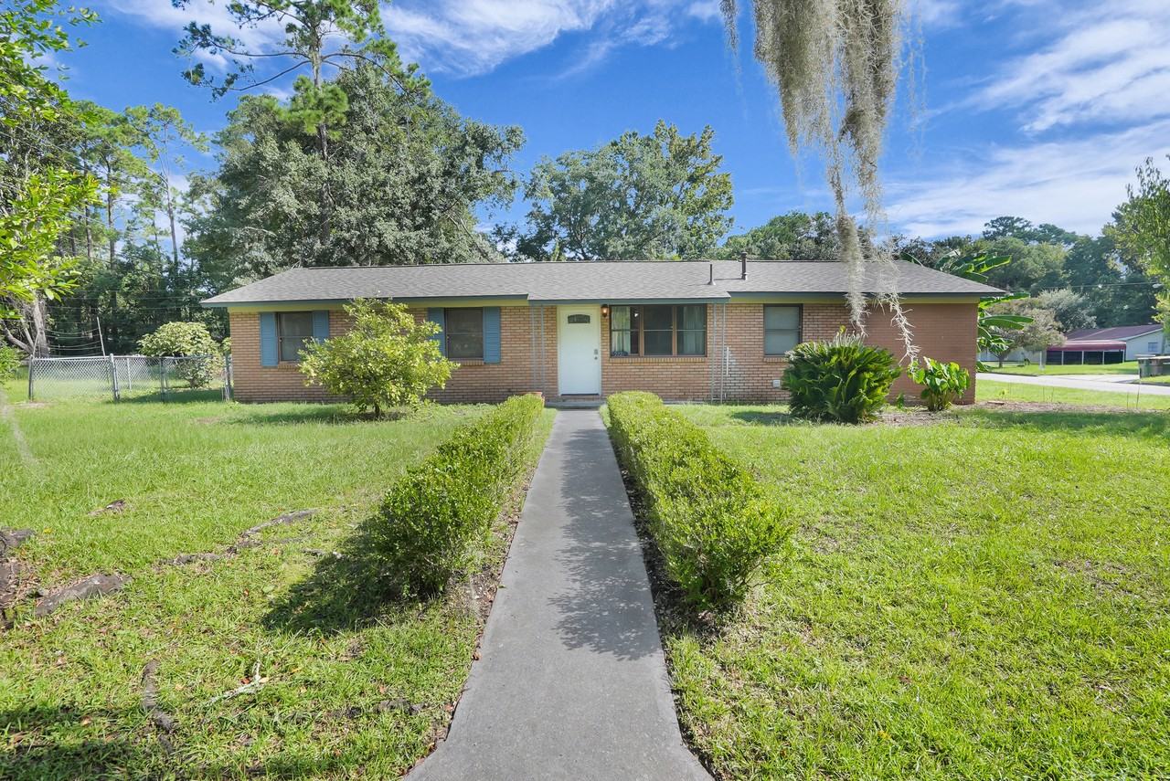 2222 Bacon Park Dr #1 - Photo 3 of 47