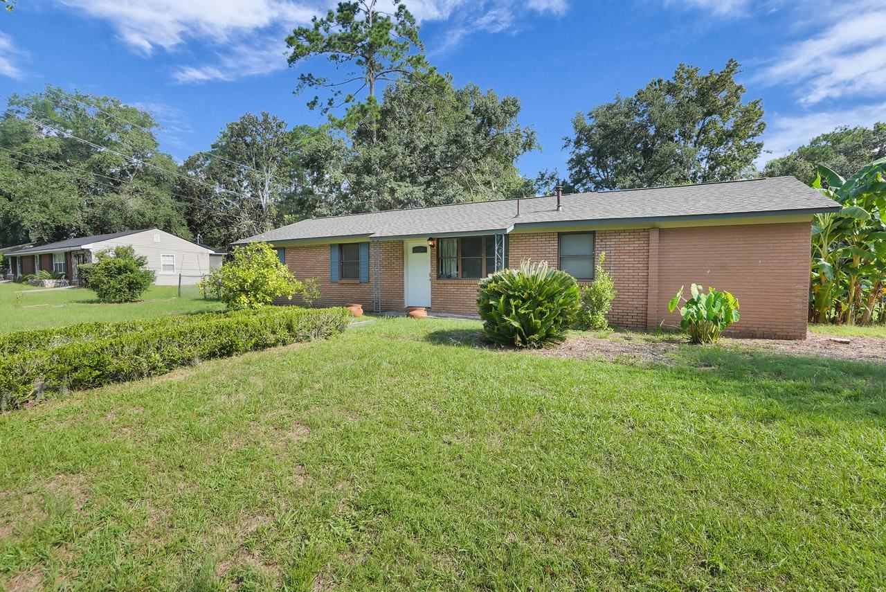 2222 Bacon Park Dr #1 - Photo 4 of 47