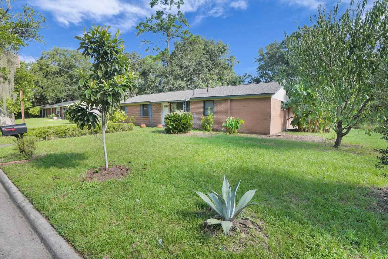 2222 Bacon Park Dr #1 - Photo 5 of 47