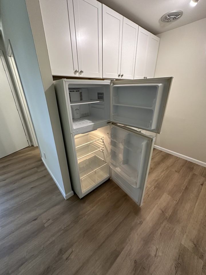 5634 Macey Avenue #9 - Photo 6 of 19