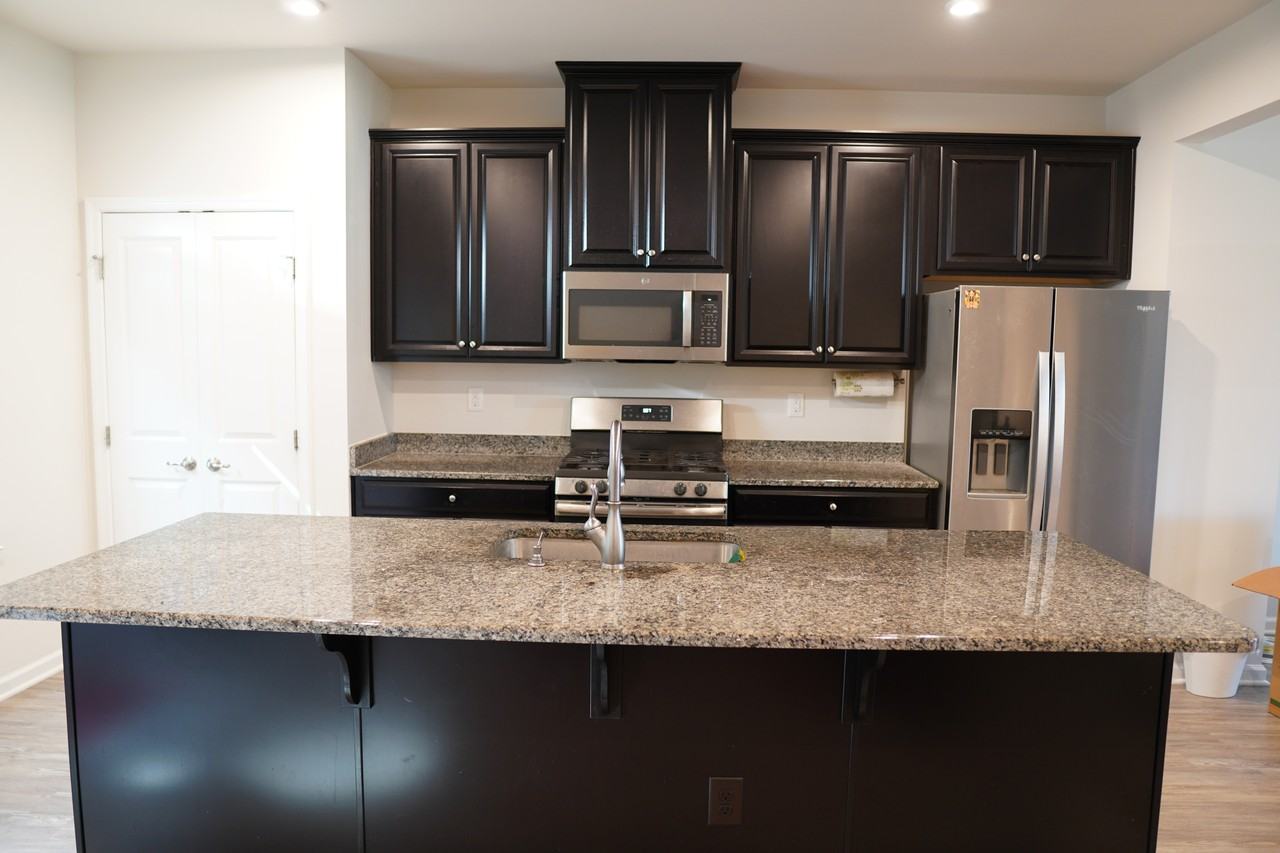 417 Cross Country Way #1 - Photo 7 of 19