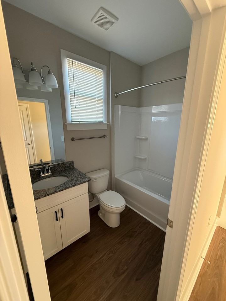 138 Dover Rd #A - Photo 7 of 14