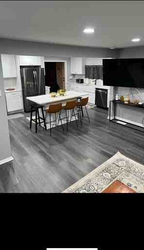 5224 Woodlawn Drive #1 - Photo 4 of 18