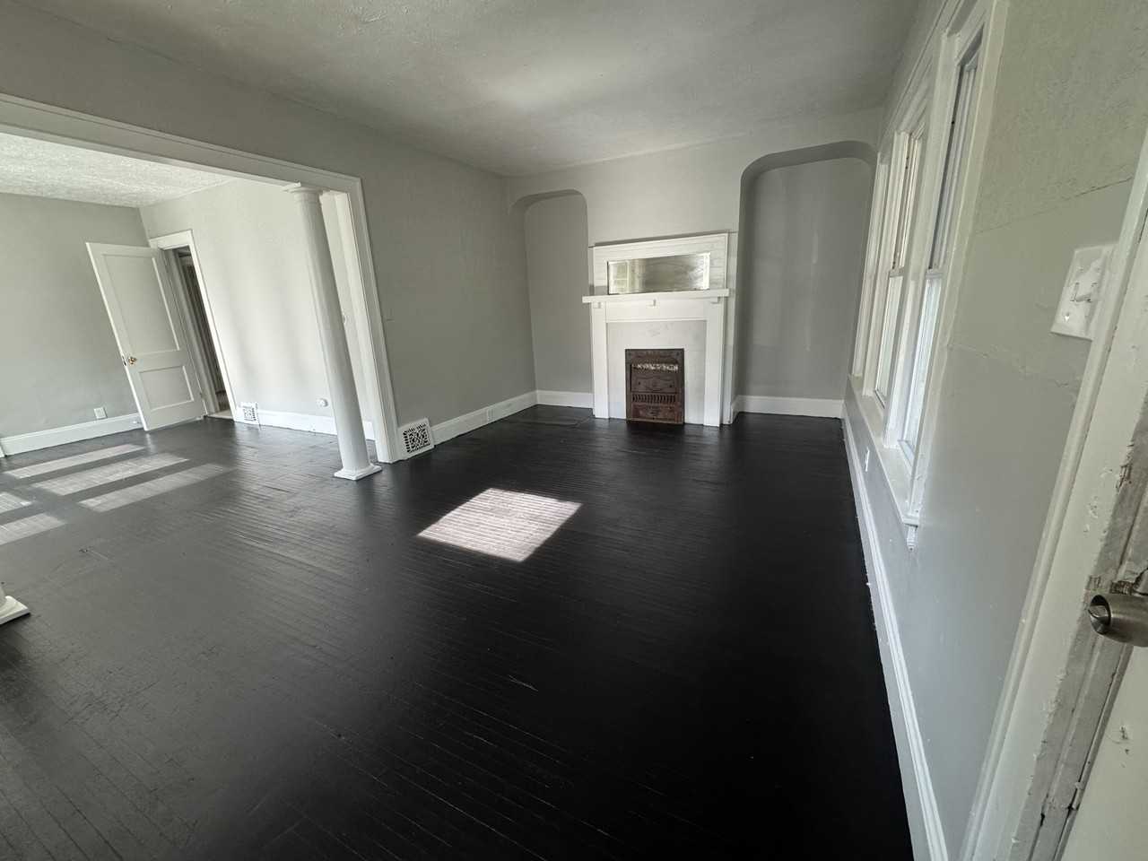 9013 9013/15 Yale Avenue - 1 #1 - Photo 2 of 7