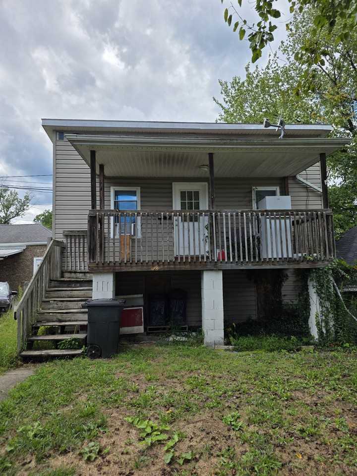 419 Walnut Avenue #1