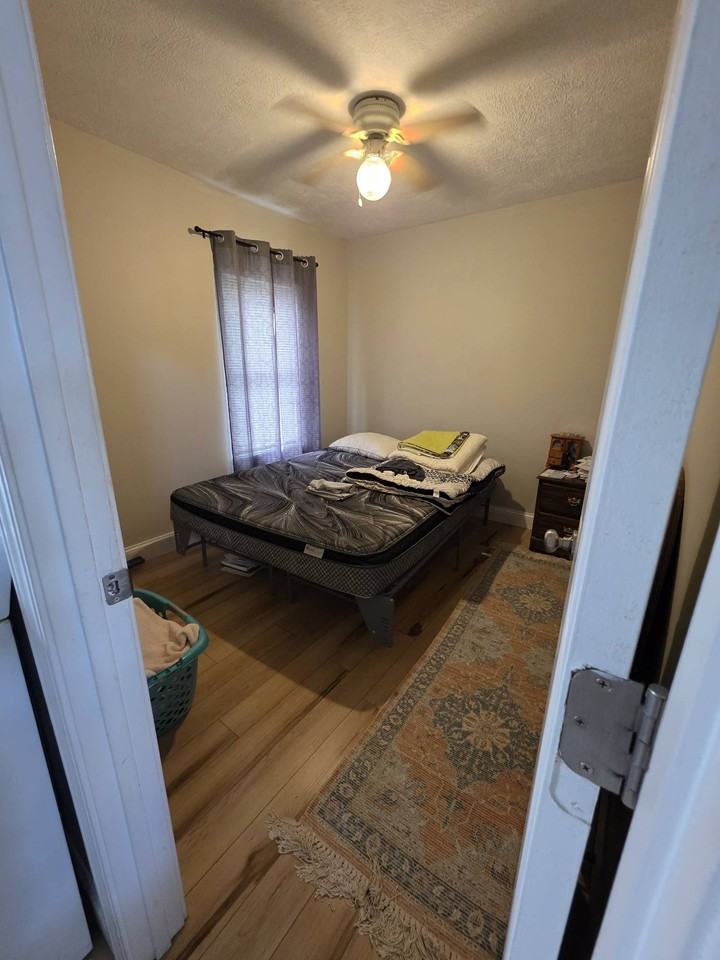 419 Walnut Avenue #1 - Photo 6 of 10