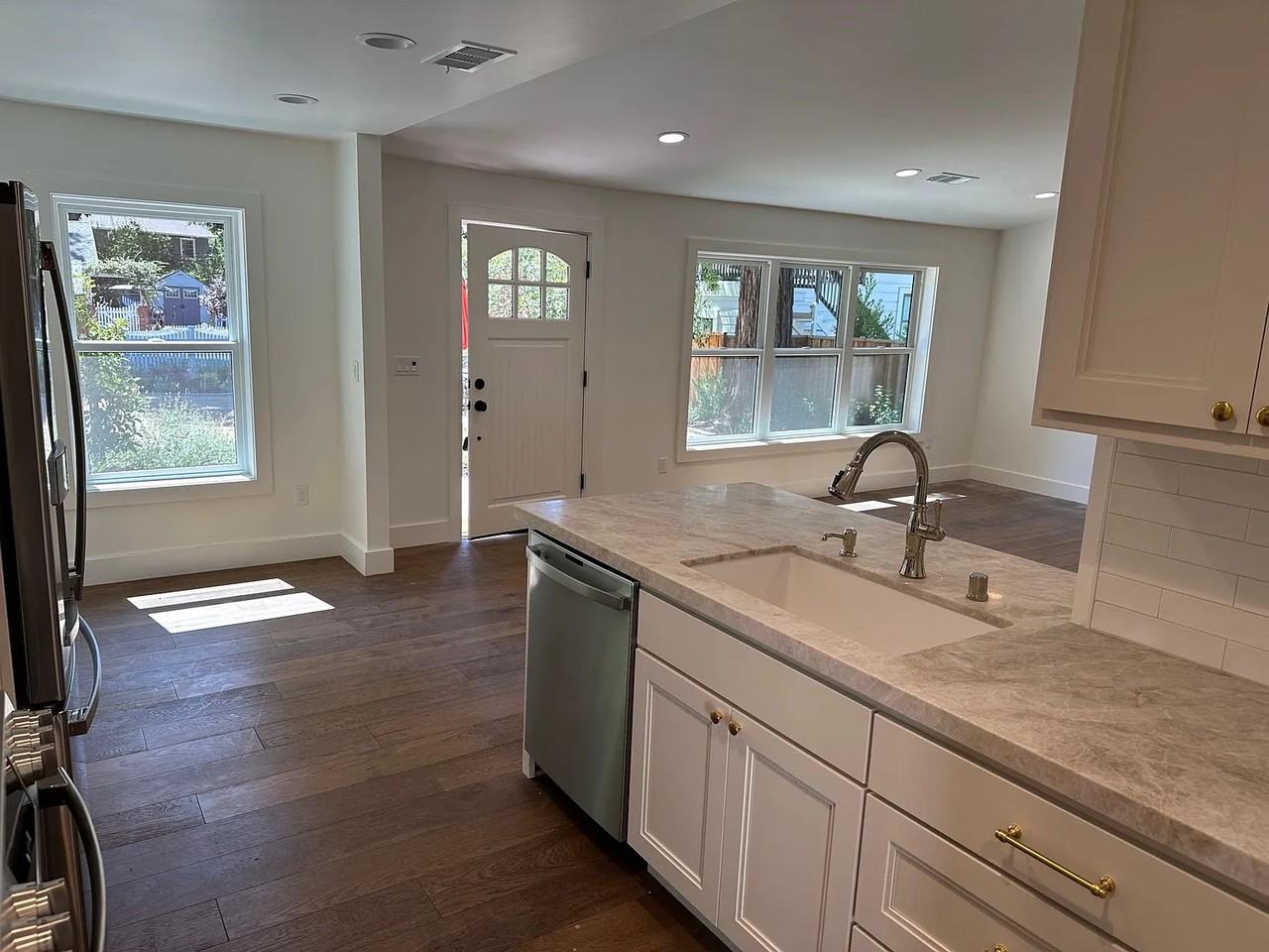 119 El Centro #1 - Photo 3 of 10