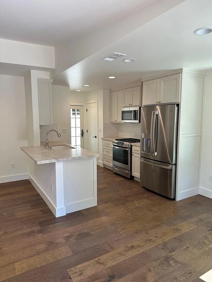 119 El Centro #1 - Photo 4 of 10