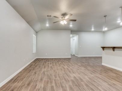 12913 Willow Villas Dr #B - Photo 4 of 9