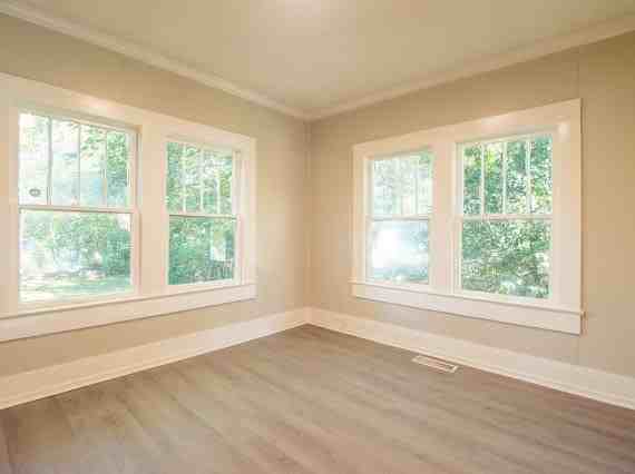 612 26th St Sw #1 - Photo 5 of 7