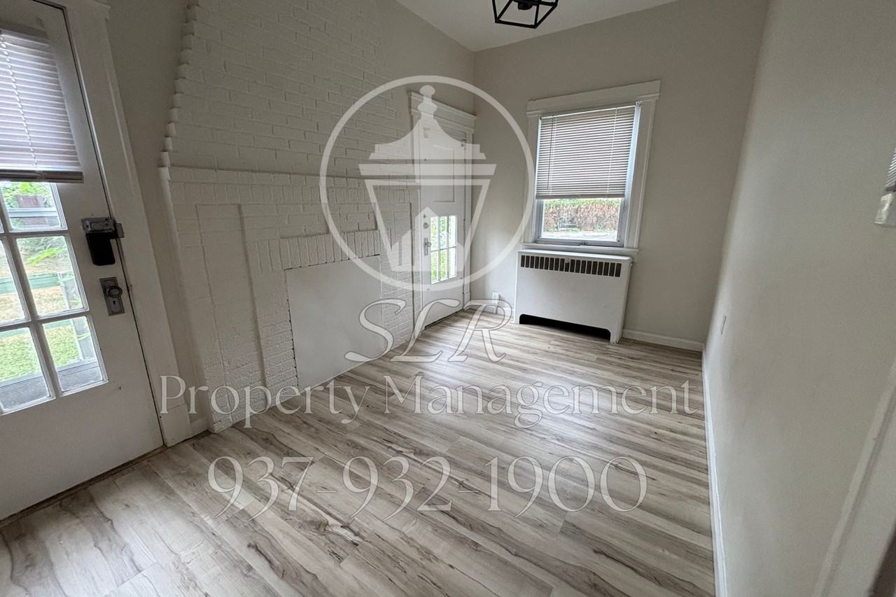 203 S Broad St #B - Photo 7 of 17