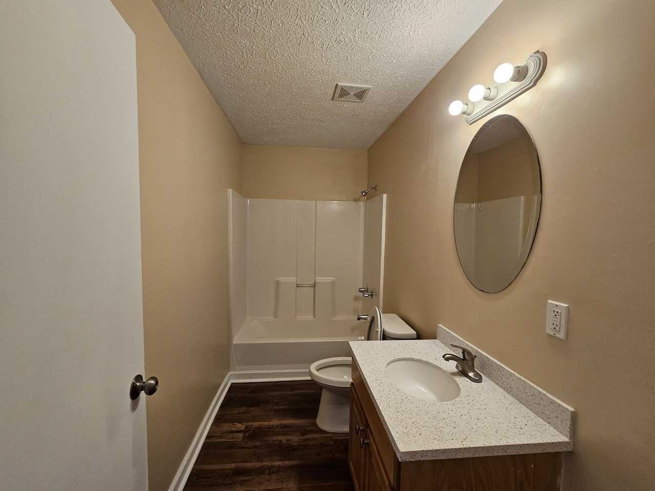 906 Virginia Ave #1 - Photo 6 of 9