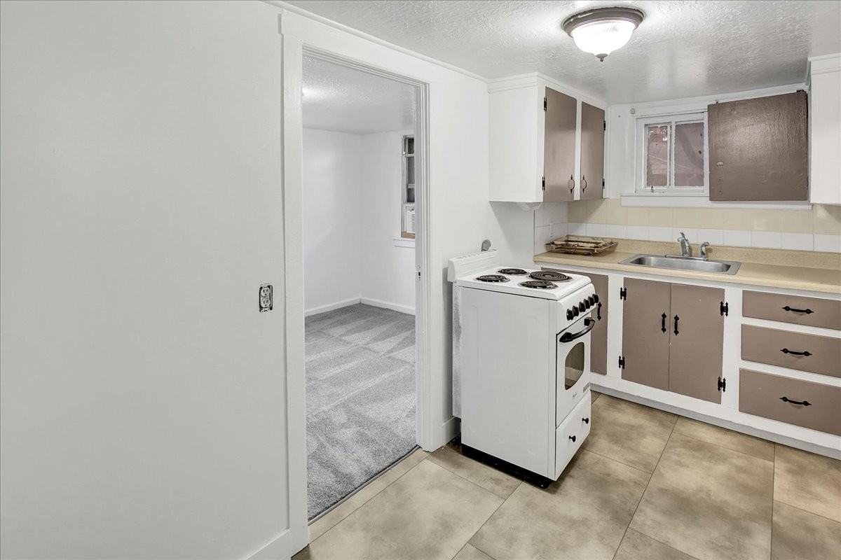 467 N Harrisville Rd #1 - Photo 5 of 11