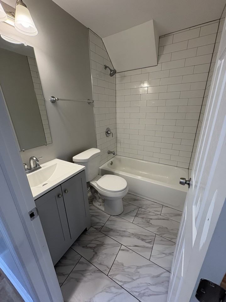 4000 Massachusetts Avenue #1 - Photo 5 of 23