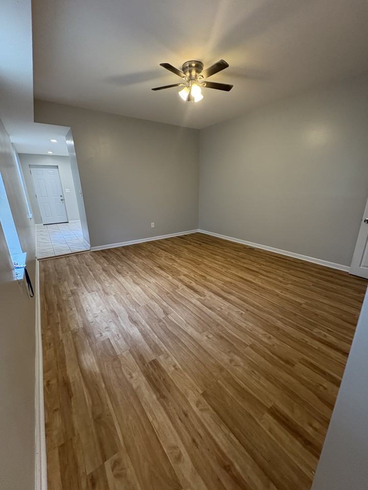 4000 Massachusetts Avenue #1 - Photo 6 of 23