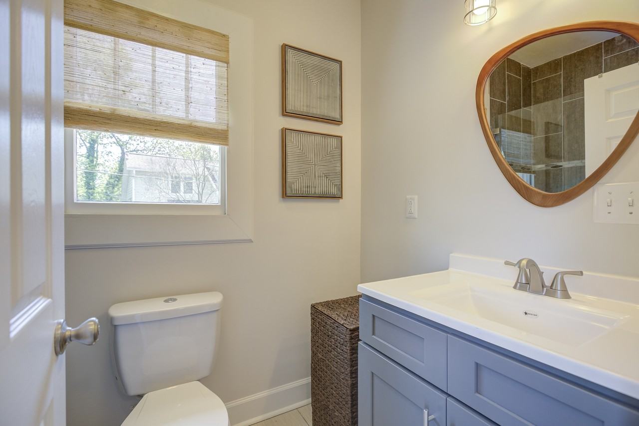 1613 South Mint Street #C - Photo 6 of 11