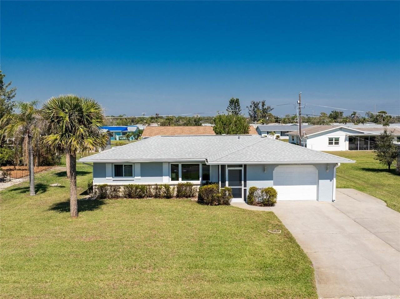 1720 Florence Avenue