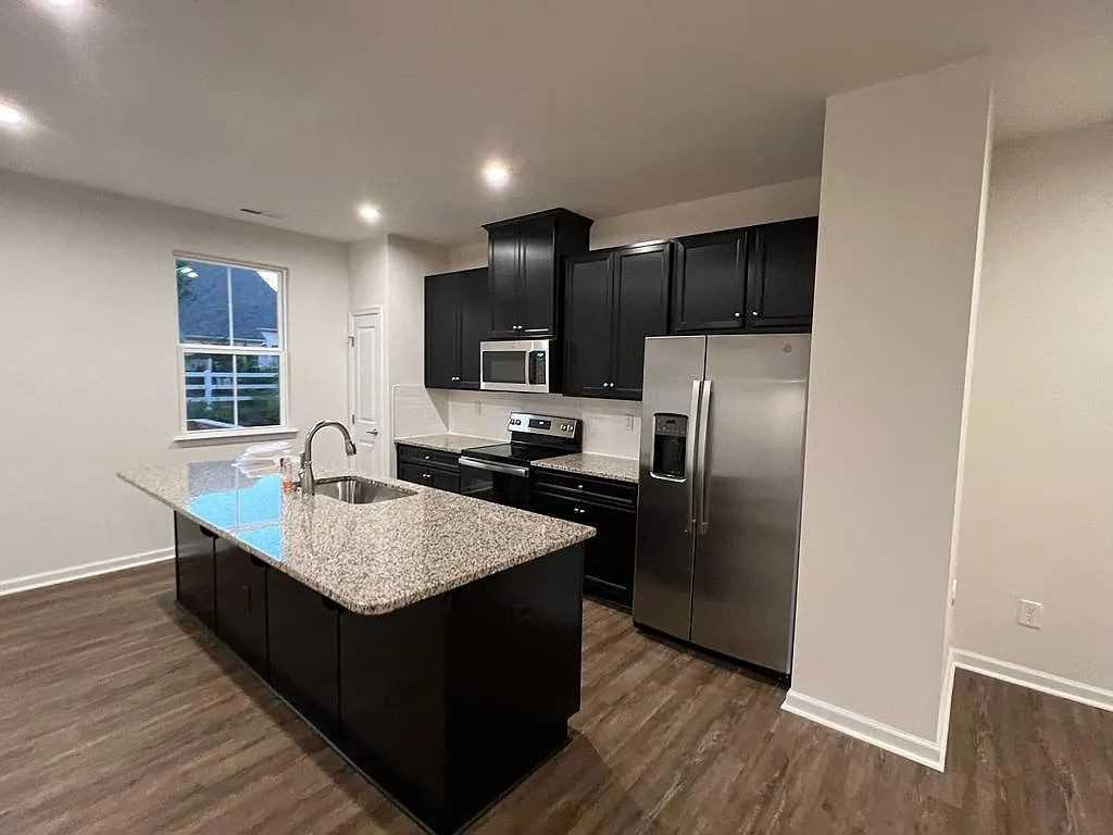 2596 Grantham Place Dr #1 - Photo 3 of 25