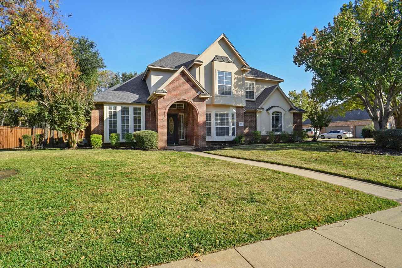 1917 Cresson Dr #1 - Photo 3 of 40