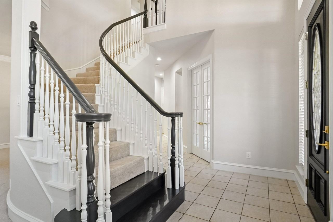 1917 Cresson Dr #1 - Photo 4 of 40