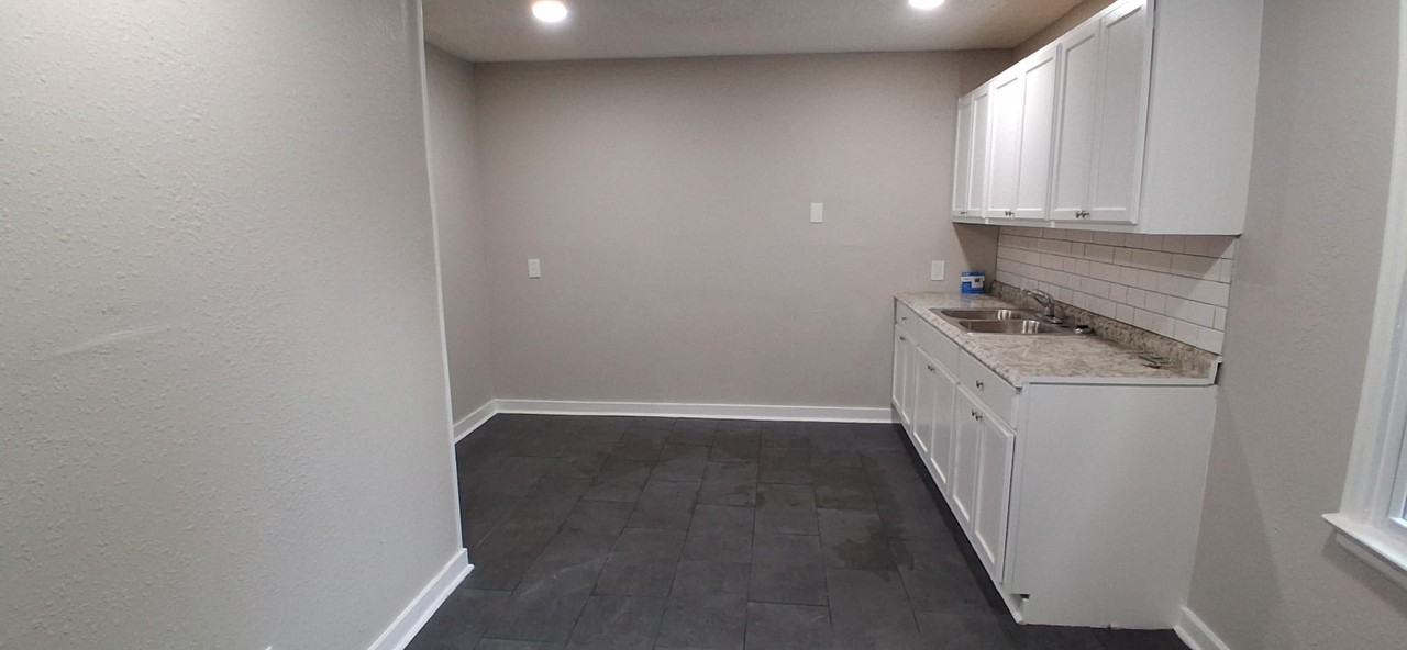 2724 Henley Drive #1 - Photo 3 of 10