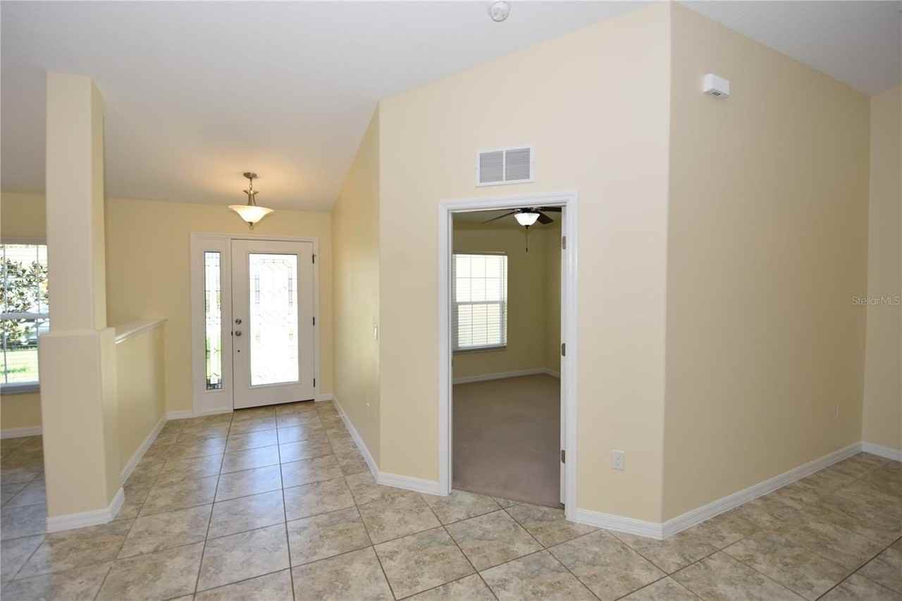 56 Pin Oak Dr - Photo 4 of 43