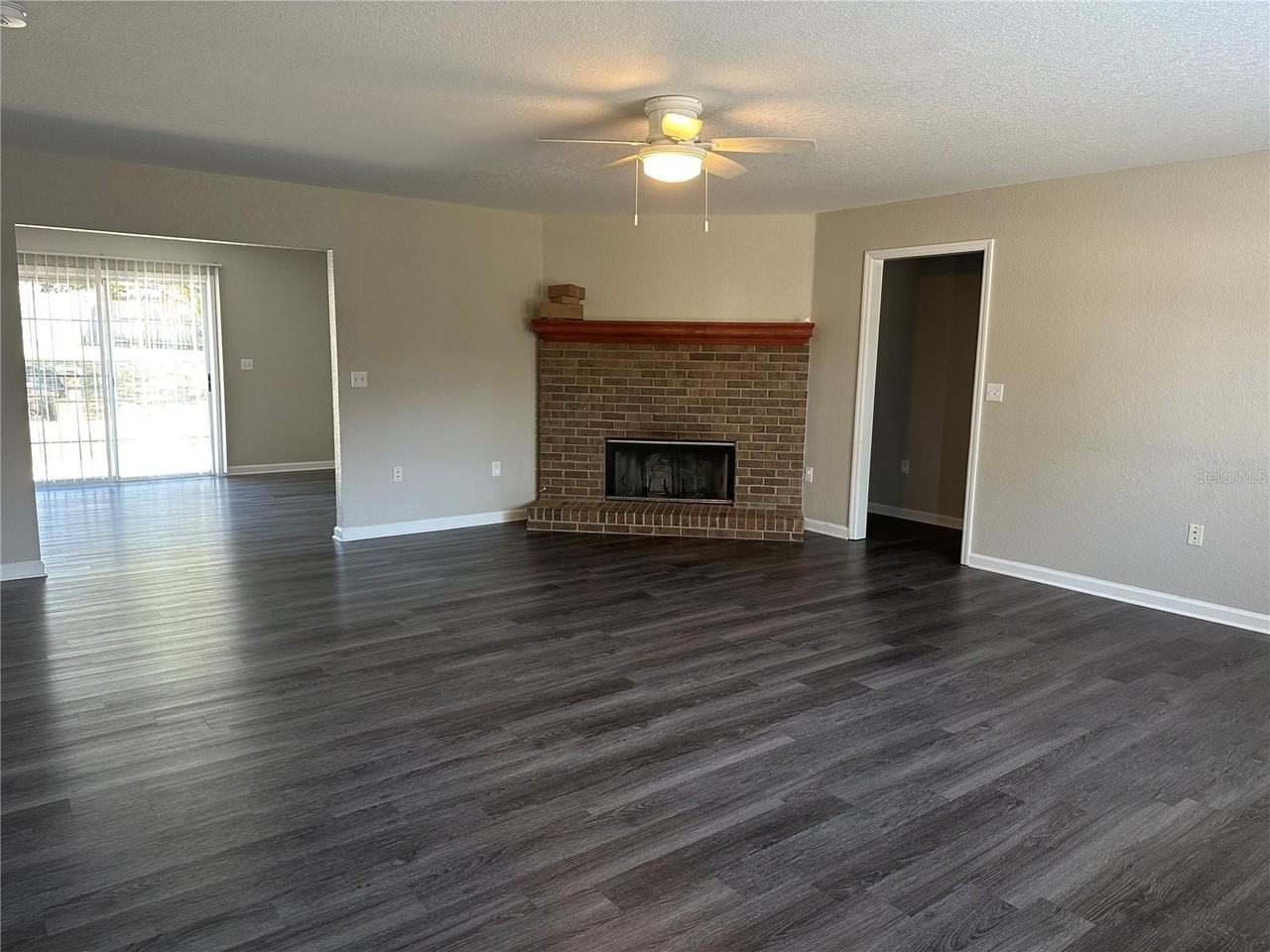 17236 3rd St - Photo 2 of 29