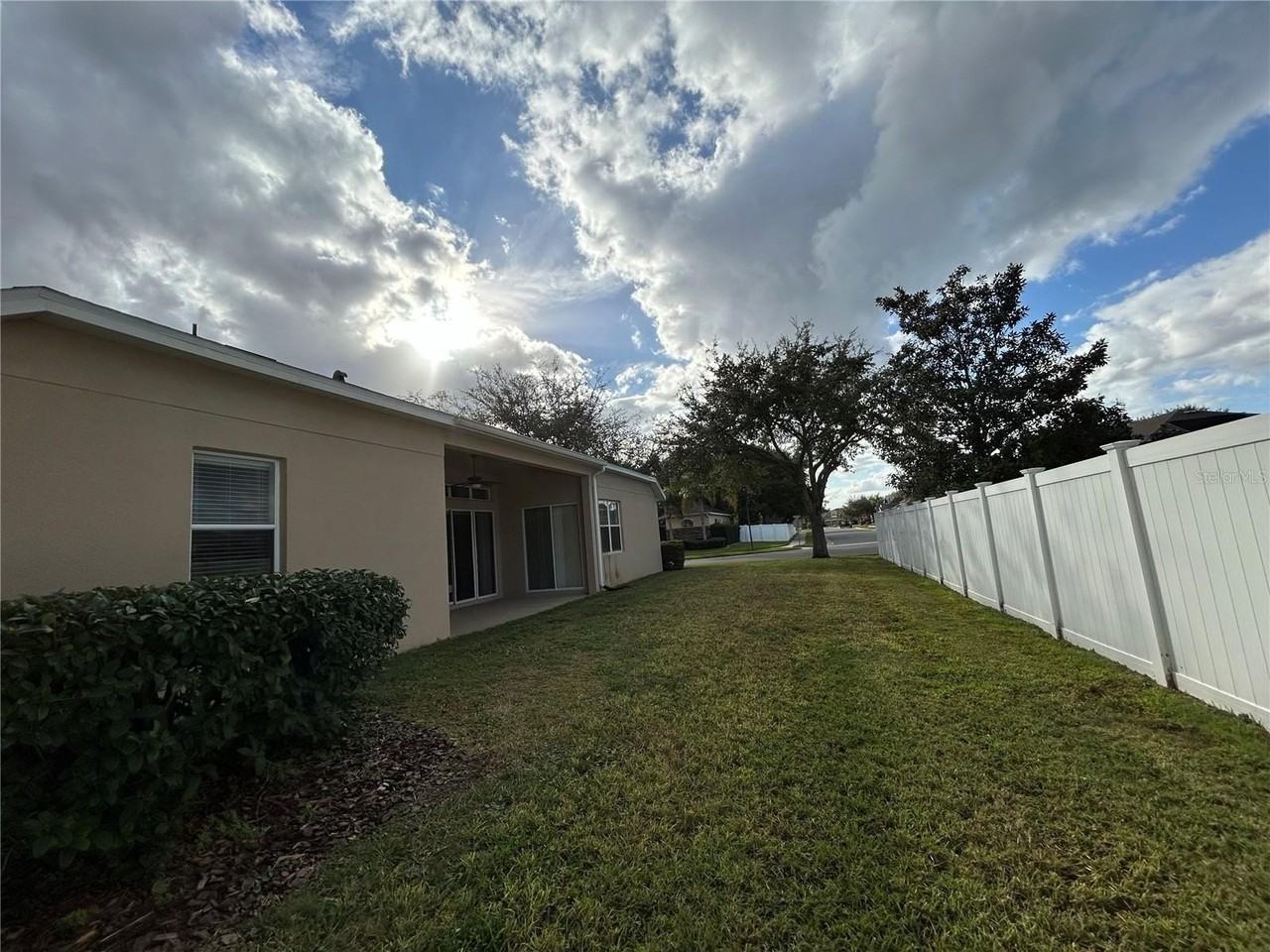 15331 Hayworth Drive - Photo 6 of 32