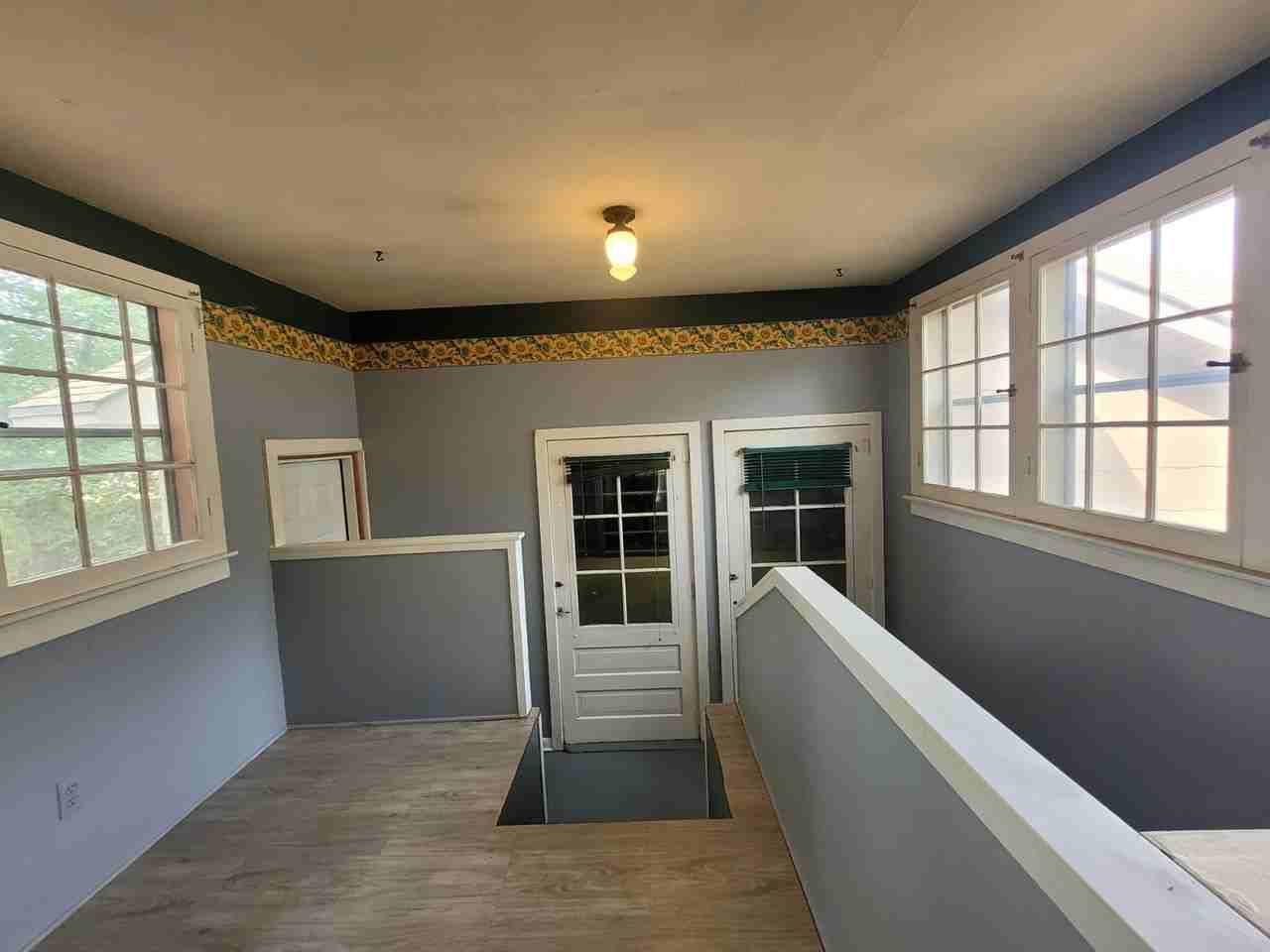 3115 E Seedling Mile Rd #1 - Photo 4 of 9