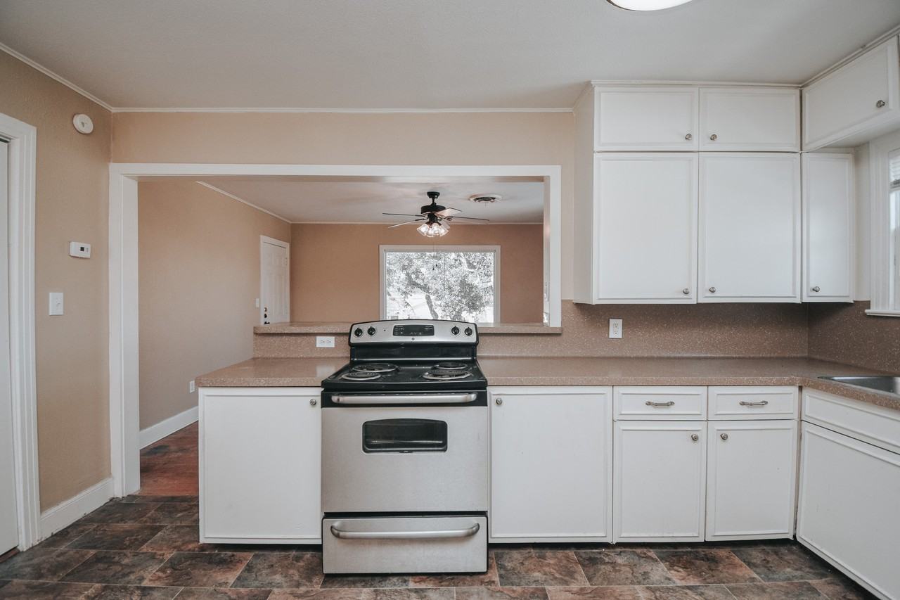1503 1503 E Virginia AveApt 4 #4 - Photo 2 of 11