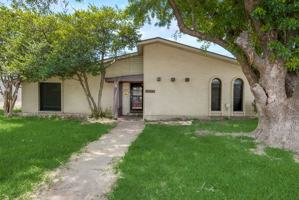 featured image of 3441 Flagstone Drive #1