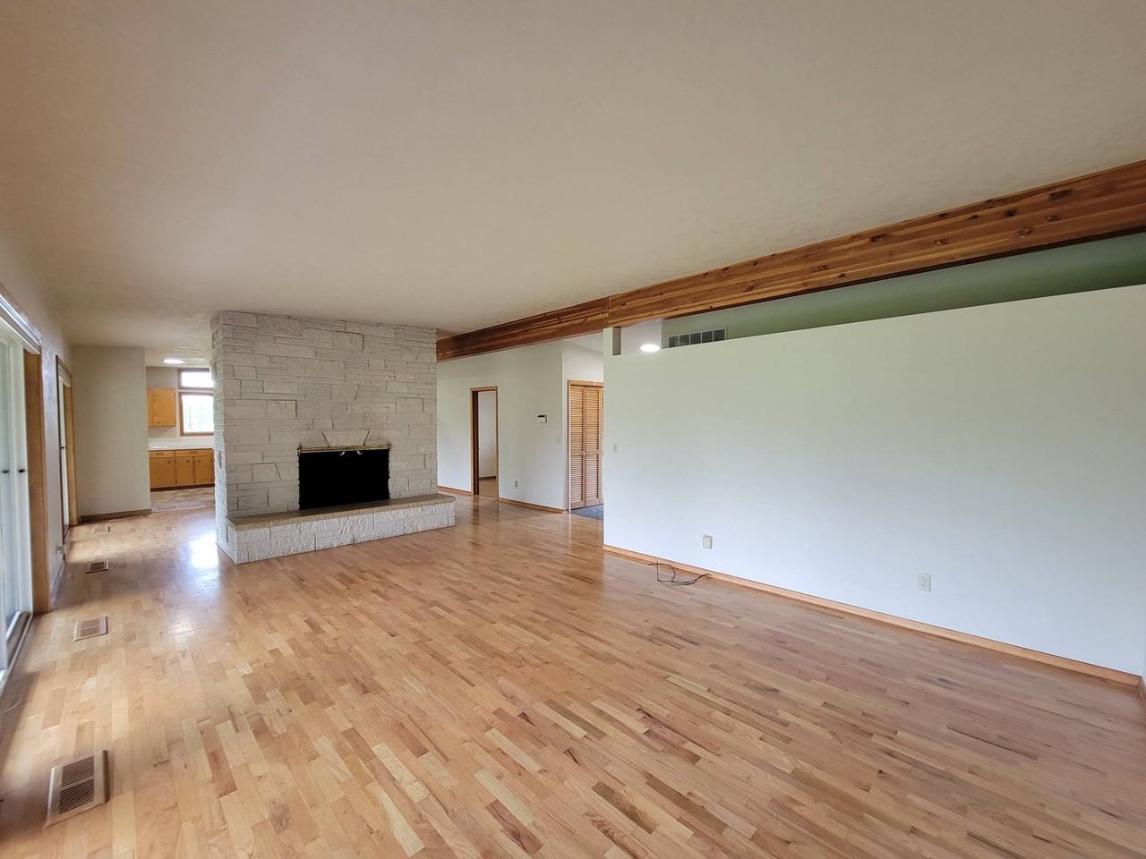 305 N Quincy Pl #1 - Photo 6 of 36