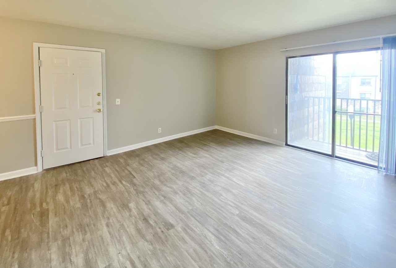 112 Menlo Drive #1 - Photo 2 of 10