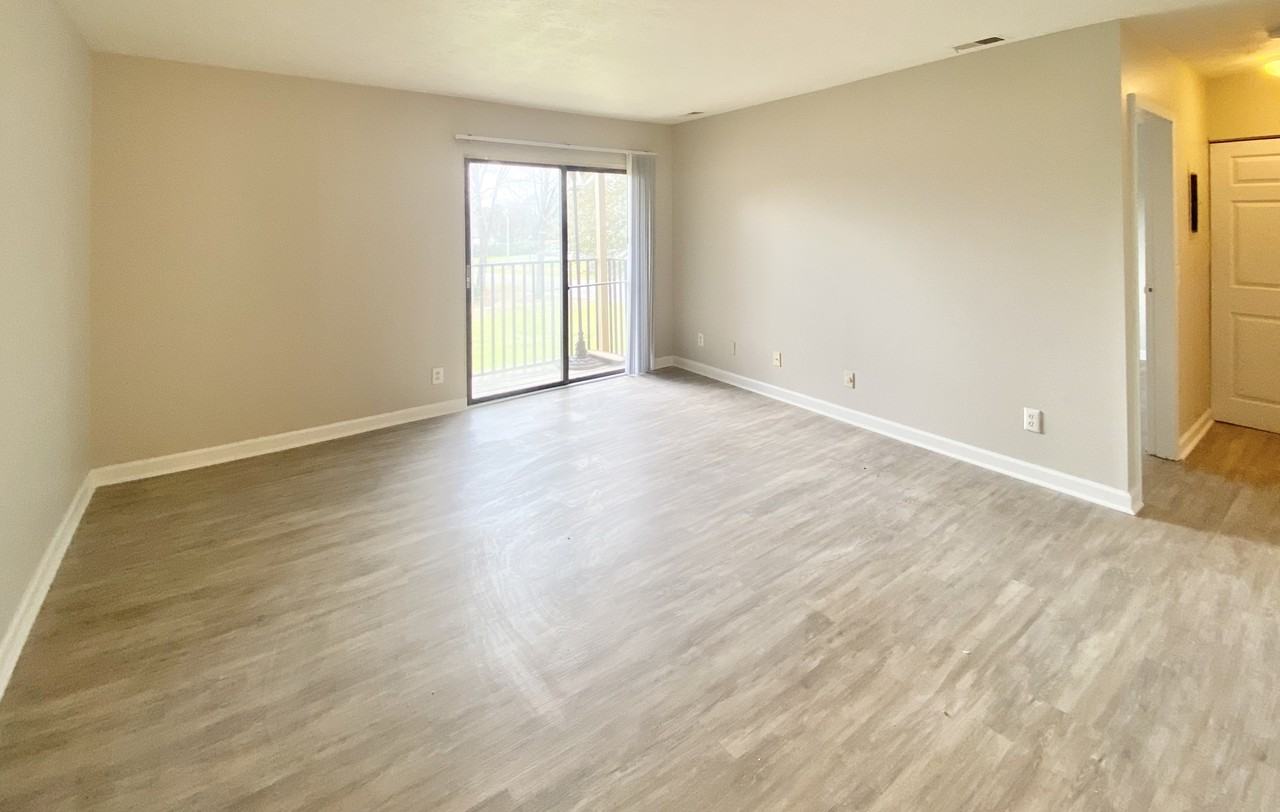 112 Menlo Drive #1 - Photo 3 of 10