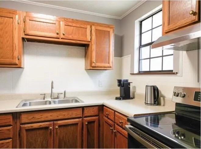 356 Kingview Drive #A - Photo 4 of 11