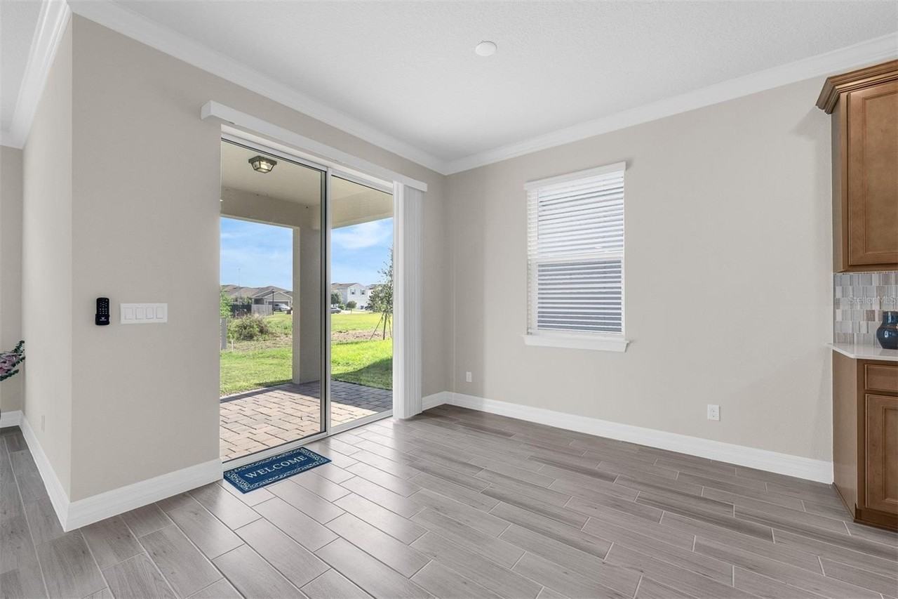 2291 Mossy Vine Ave - Photo 7 of 36