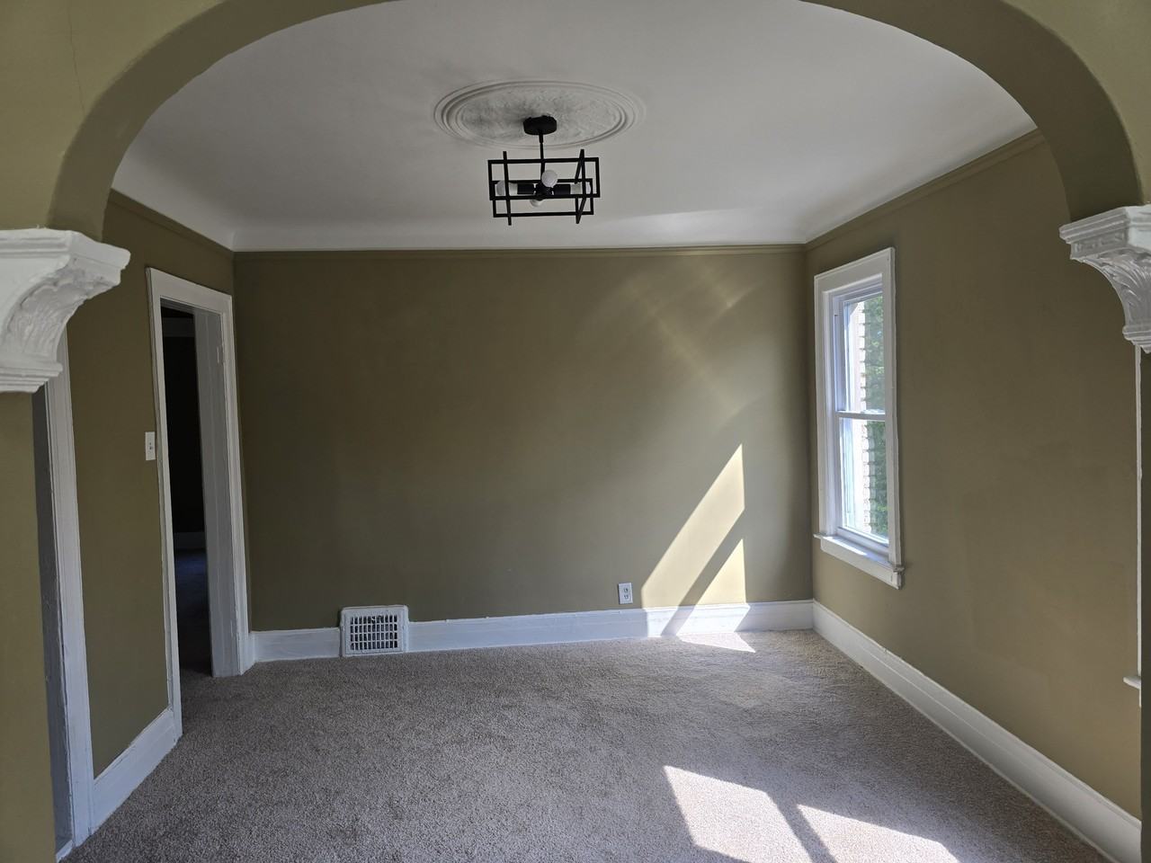 15512 Mendota Street #1 - Photo 4 of 8