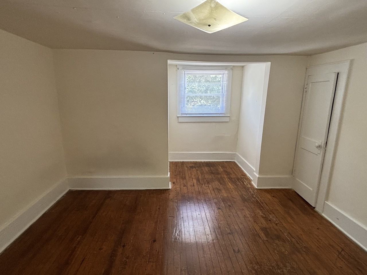 1417 Ebenezer Road #1 - Photo 5 of 12