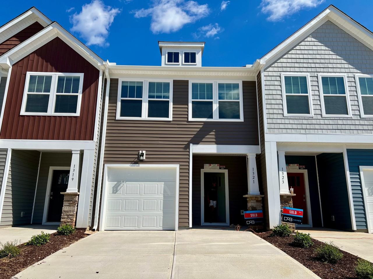 1321 Maplesmith Way #1