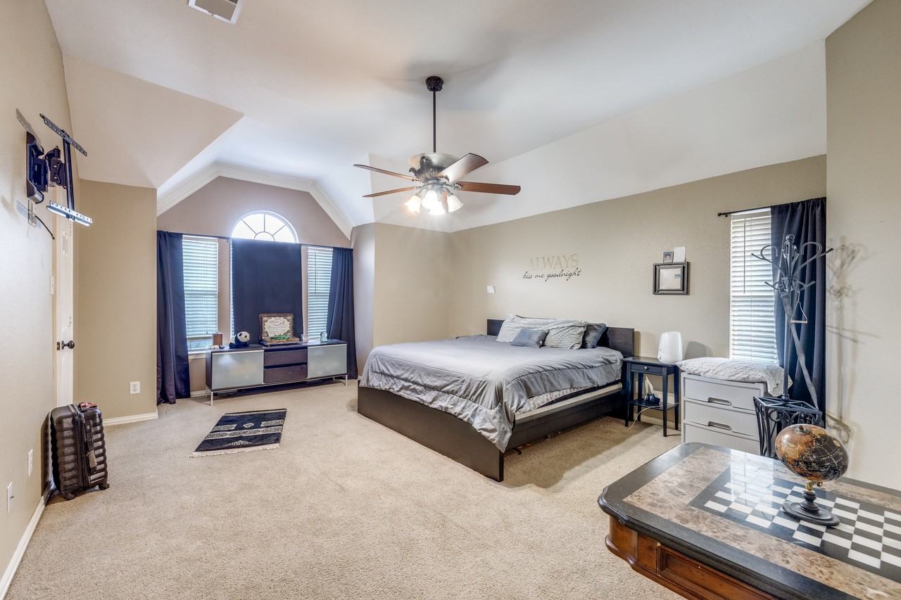 2608 Garden Ridge Lane #1 - Photo 5 of 10