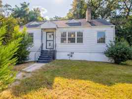 featured image of 800 Rutledge Drive #1