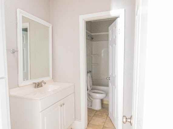 4011 Walnut Avenue Southwest #1 - Photo 4 of 10