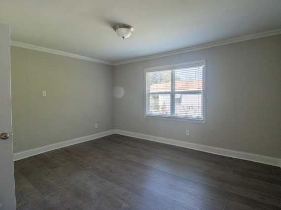 4011 Walnut Avenue Southwest #1 - Photo 5 of 10