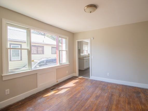 1632 51st Street #1 - Photo 4 of 9