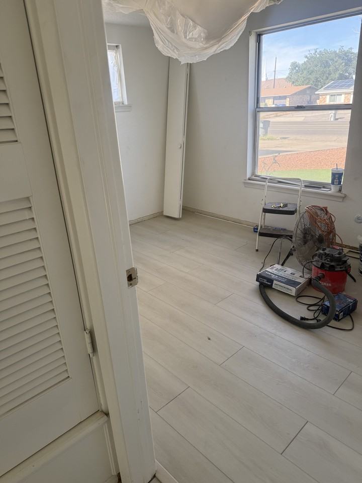 3010 Wedgewood Dr #1 - Photo 3 of 6