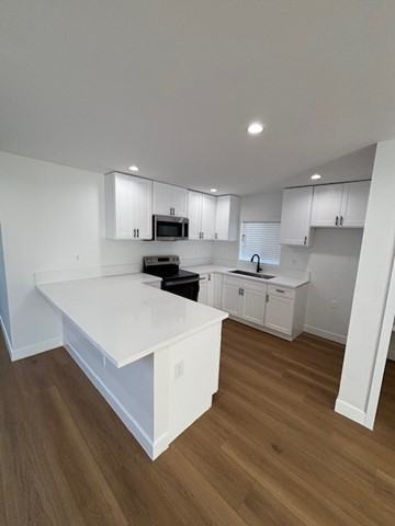 319 319 E. 106th St. - 317 1/4 #317-1-4 - Photo 3 of 8