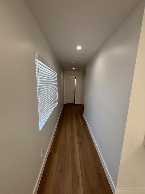 319 319 E. 106th St. - 317 1/4 #317-1-4 - Photo 4 of 8