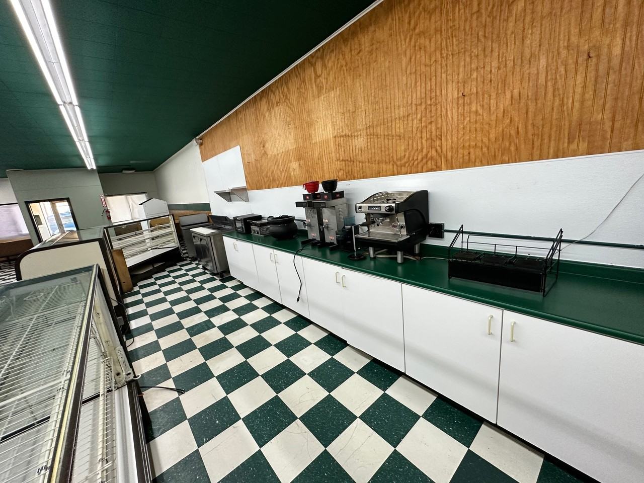 219 W Lincoln Ave #1 - Photo 2 of 3